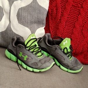 Under Armour Sneakers